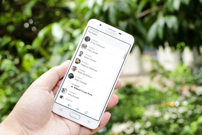 Business Central | CRM Kontakte auf Smartphone